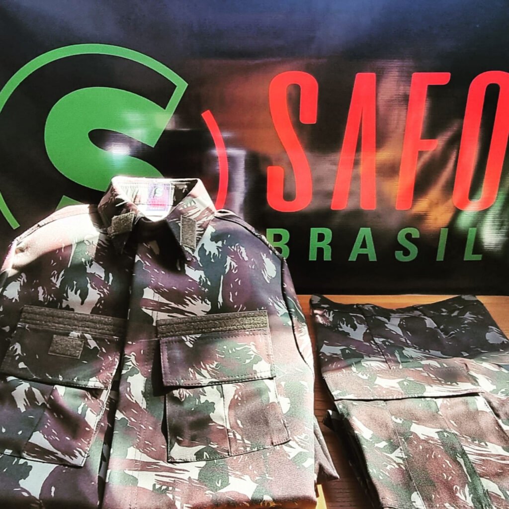 Liso Peito Forrado